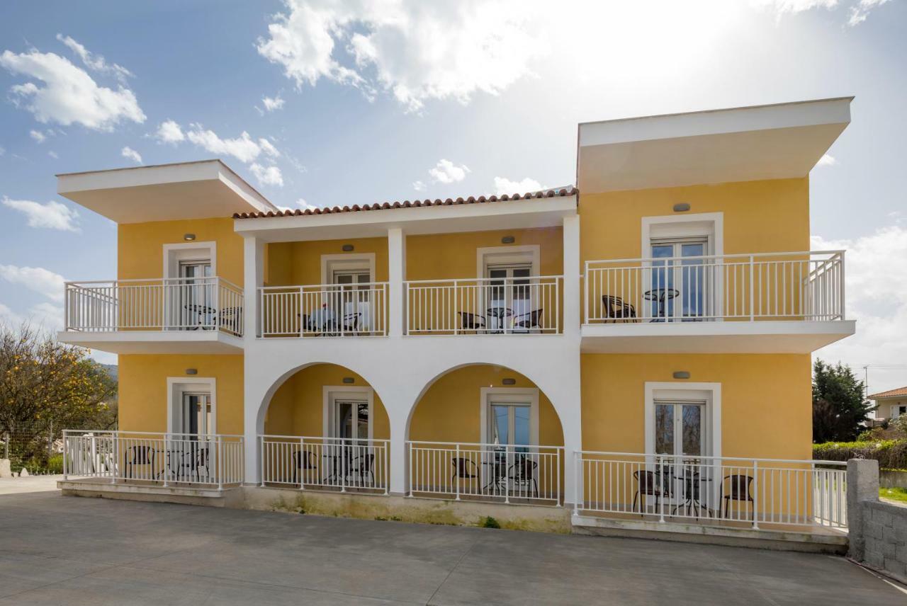 Morfeas Zante Apartments Exterior photo